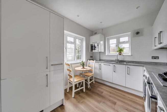 1424245-10-69aaeb...