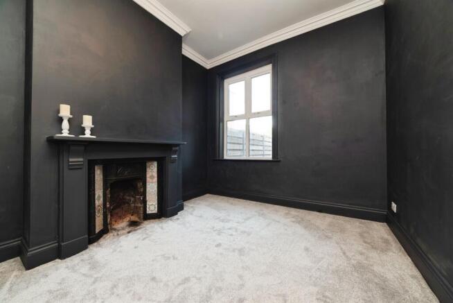 3 bed Terraced for sale Image 6