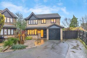 42, Flora Thompson Drive, Newport Pagnell MK16 8ST
