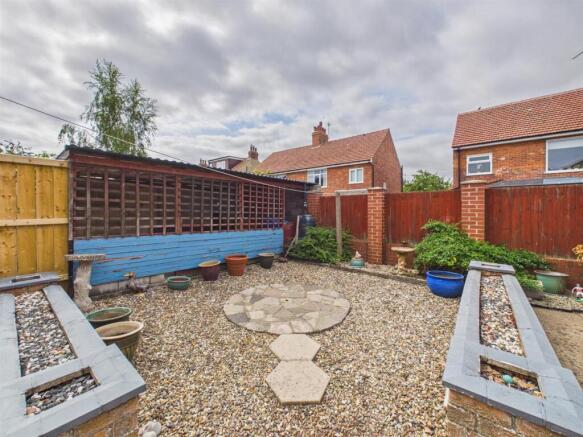 2 bed Detached Bungalow for sale Image 12