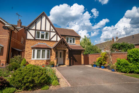 Carnation Close, Leicester Forest East, LE3