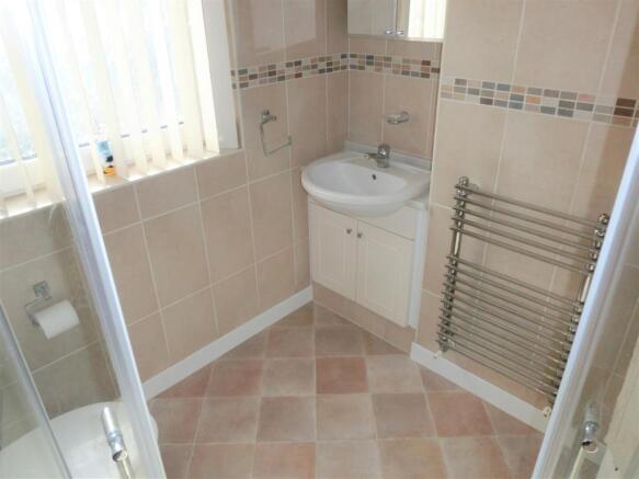 Re Fitted Shower Room