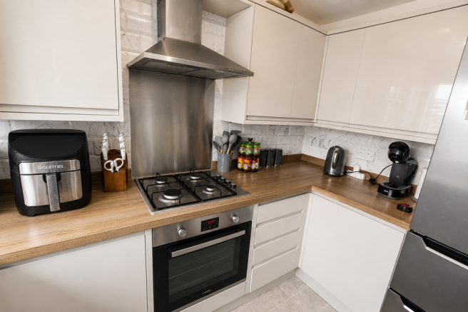 Hartswell Close, Golborne, Warrington, WA3 3WD photo 5