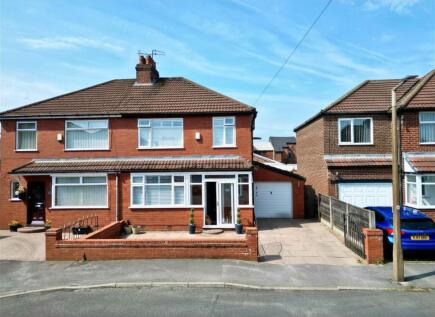Tonbridge Road, Stockport, Cheshire, SK5 6TS