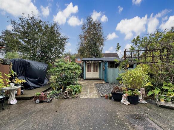 Delightful Rear Garden 026