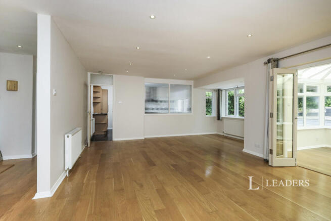 Loung-Dining Room