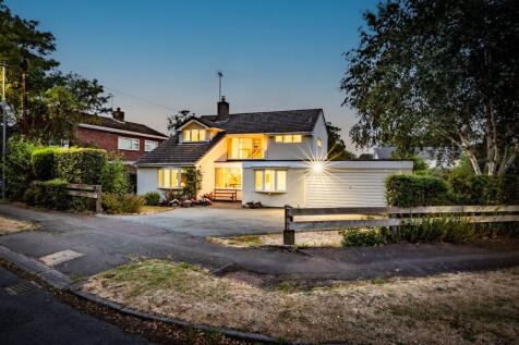 25 Hadrian Way, Sandiway, Cheshire, CW8 2JR