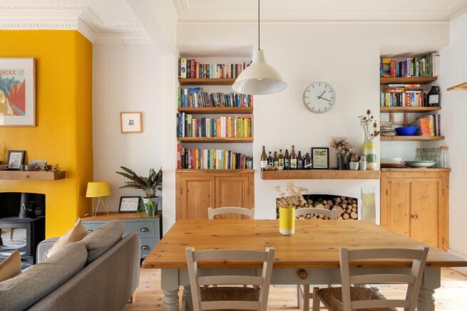 0W5AMR - Dining Room E