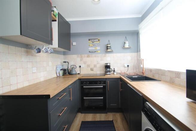 kitchen main.JPG