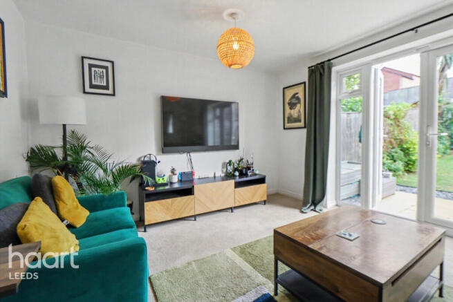 3 bed Town House for sale Image 6