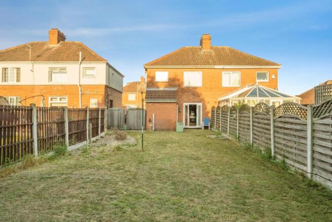 2 bed Semi-Detached for sale Image 4