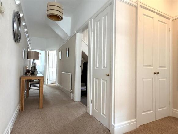 Heyhouses Lane, Lytham St Annes photo 4