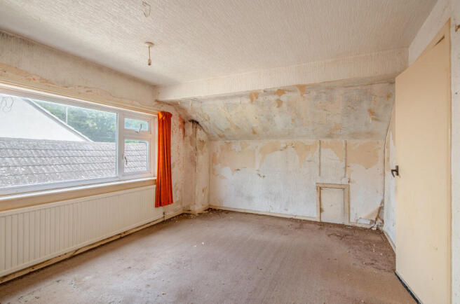 3 bed Semi-Detached for sale Image 7