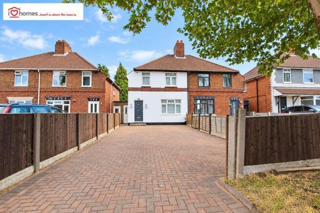 3-bed semi-detached on School Avenue, Brownhills, Walsall, £130,000