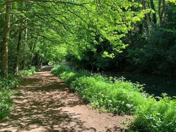 Basingstoke Canal