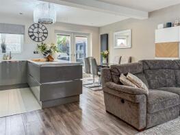 2, Laburnum Close, Bedworth CV12 0PP