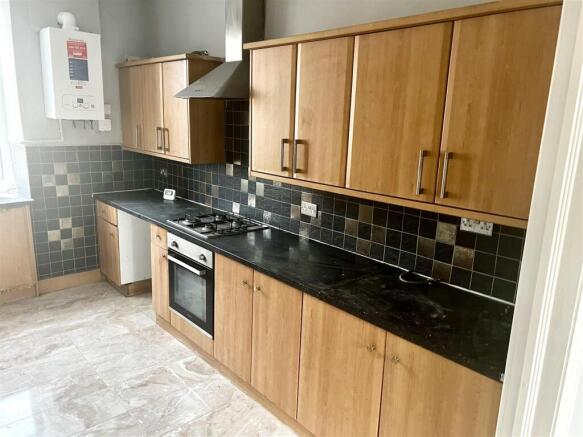 Kitchen 11.jpg