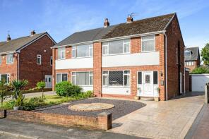 14, Rands Clough Drive, Worsley M28 1HJ
