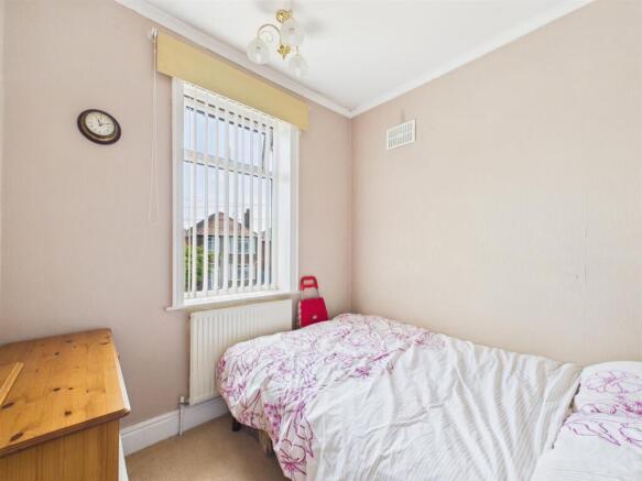 4 bed Block of Apartments for sale Image 11