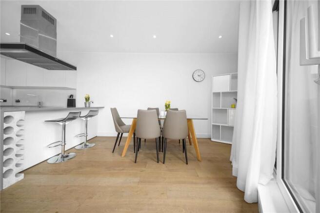 Queenstown Road, London, SW11 photo 4