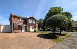 69, Oaklands, Curdworth B76 9HD