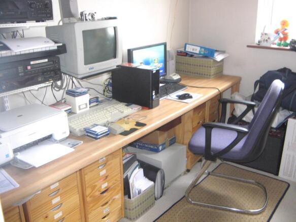 Photo 11