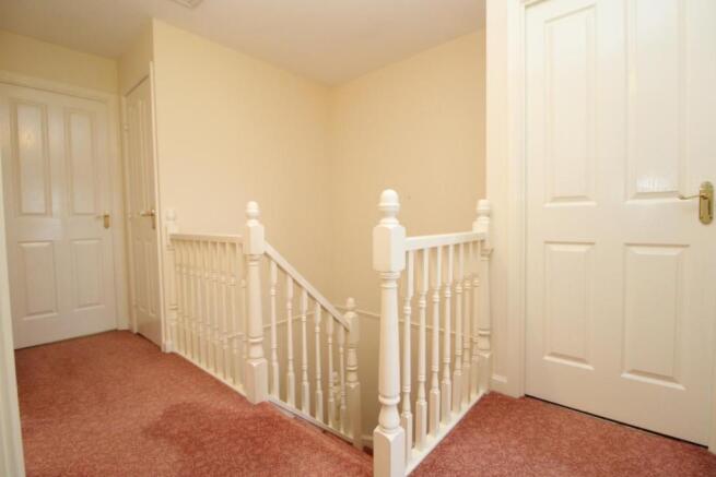 FIRST FLOOR LANDING