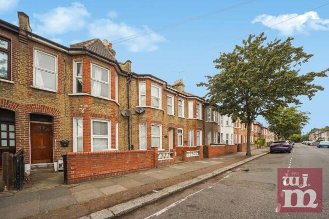 Caistor Park Road