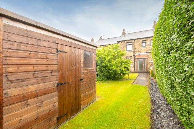 3 bed Terraced for sale Image 4