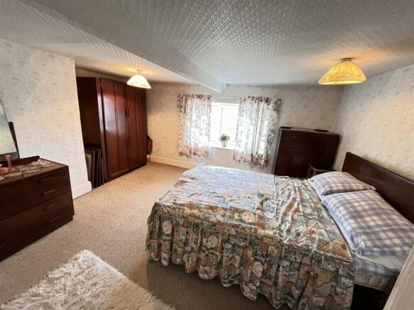 bed 1 2nd angle.JPG