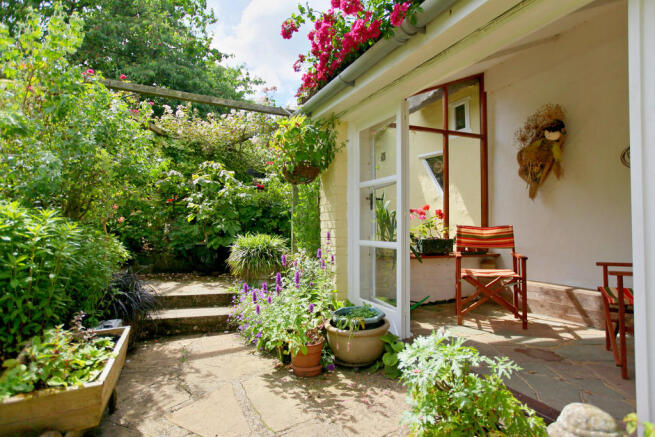 Photo 11