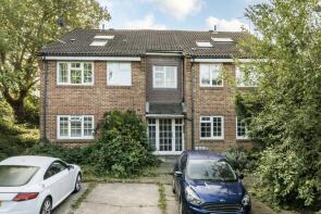 46, St Peters Close, London SW17 7UH