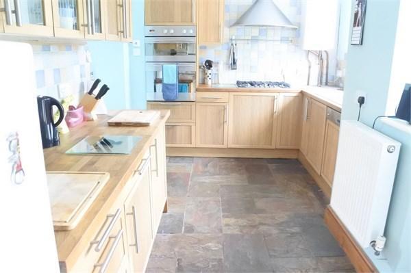 Fitted Kitchen