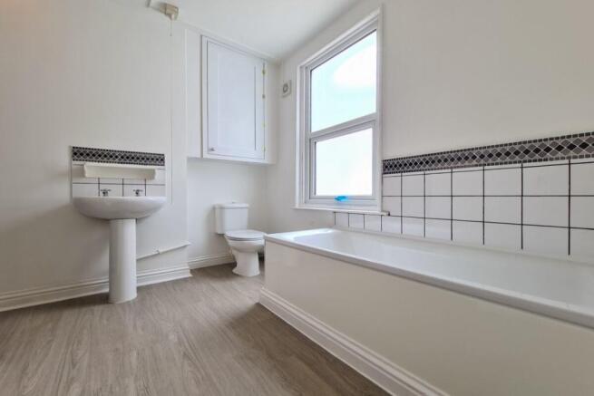 Bathroom / Shower Room / WC