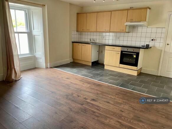Huge Kitchen Breakfast Room