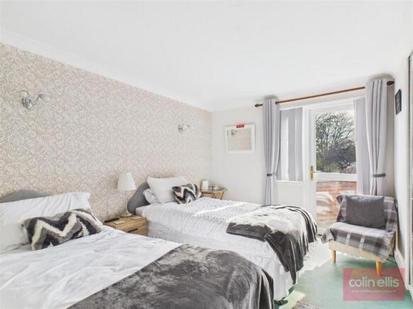 Residence Guest Room