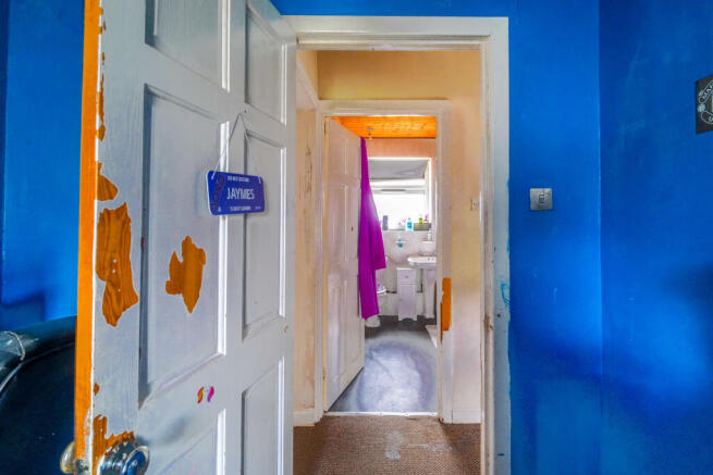 3 bed Semi-Detached for sale Image 12