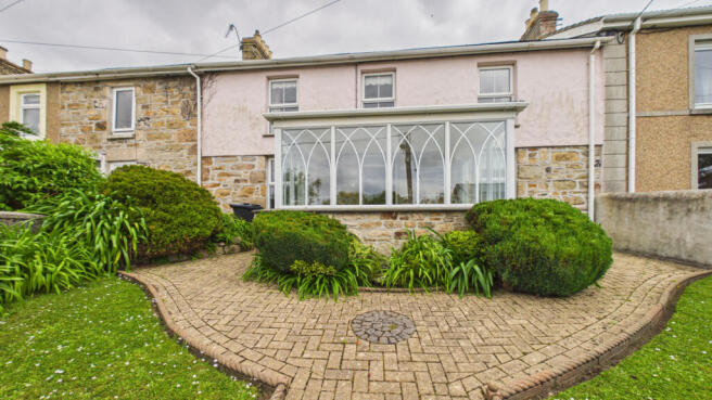 3 Bedroom Mid Terraced House for Sale
