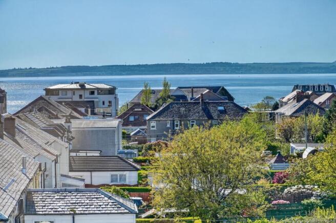 12_14 fernside, brisbane road, largs _12.jpg