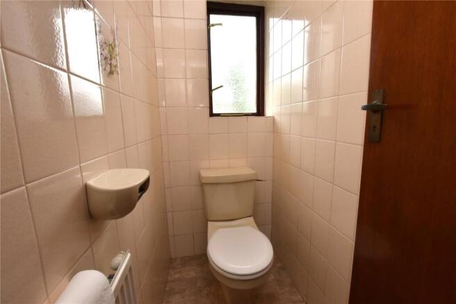 4 bed Detached for sale Image 12