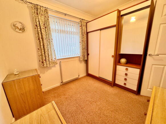 2 bed Semi-Detached Bungalow for sale Image 6