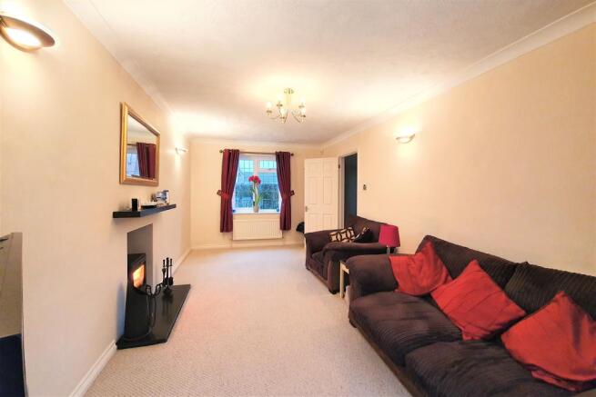 Lounge 2