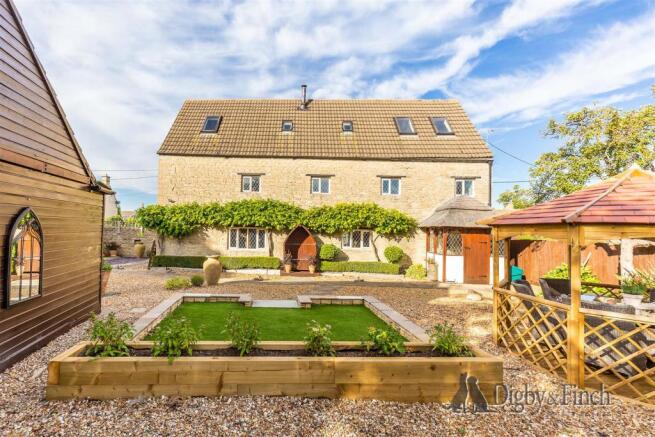 The Woolbarn, Main Street, Upper Benefield, PE8 5A