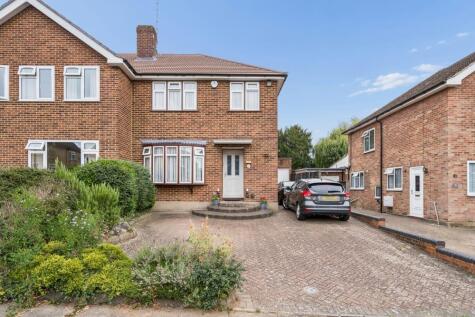 Maylands Drive, Uxbridge, UB8