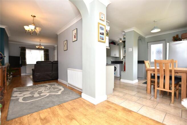 3 bed Semi-Detached for sale Image 4