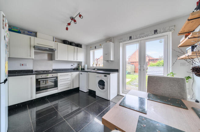 1405338-15-697cc5...