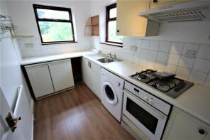 Flat 2, 2a, Moffat Road, London N13 4SA