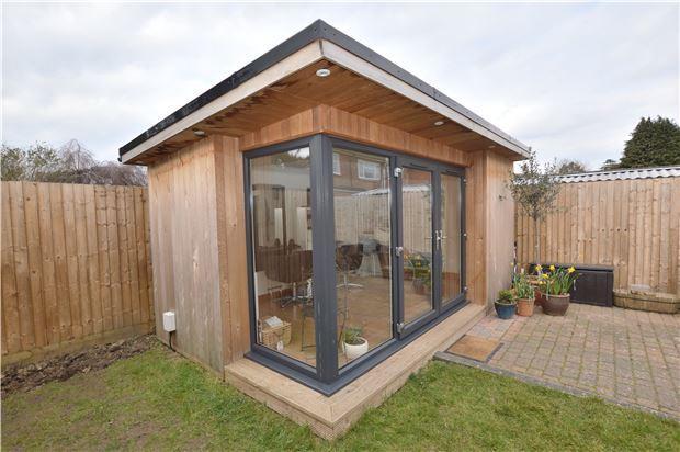 Garden Office / Studio