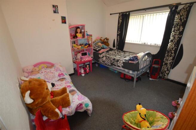 Bed1.JPG