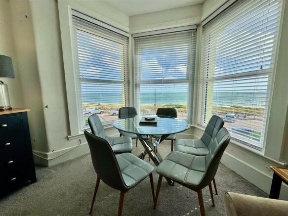 5 West End Parade, Pwllheli photo 5